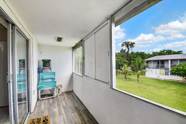 16 SUSSEX A, West Palm Beach, FL 33417