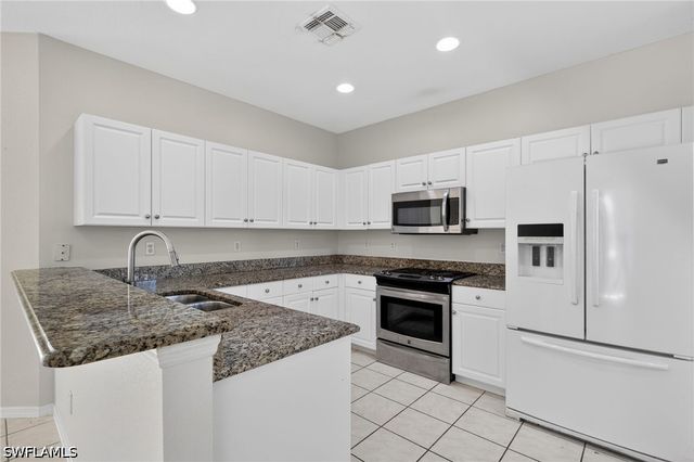 4270 Avian AVE, Fort Myers, FL 33916