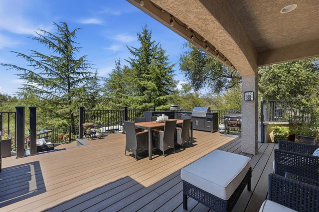 1325 Kentucky Greens Way, Newcastle, CA 95658
