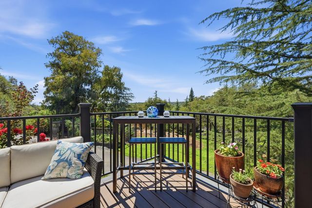 1325 Kentucky Greens Way, Newcastle, CA 95658