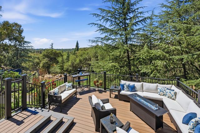 1325 Kentucky Greens Way, Newcastle, CA 95658