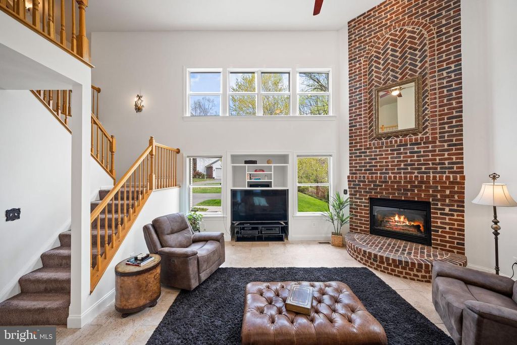 Image 21 of property listing at 8434 GOVERNOR RUN, Ellicott City, MD 21043