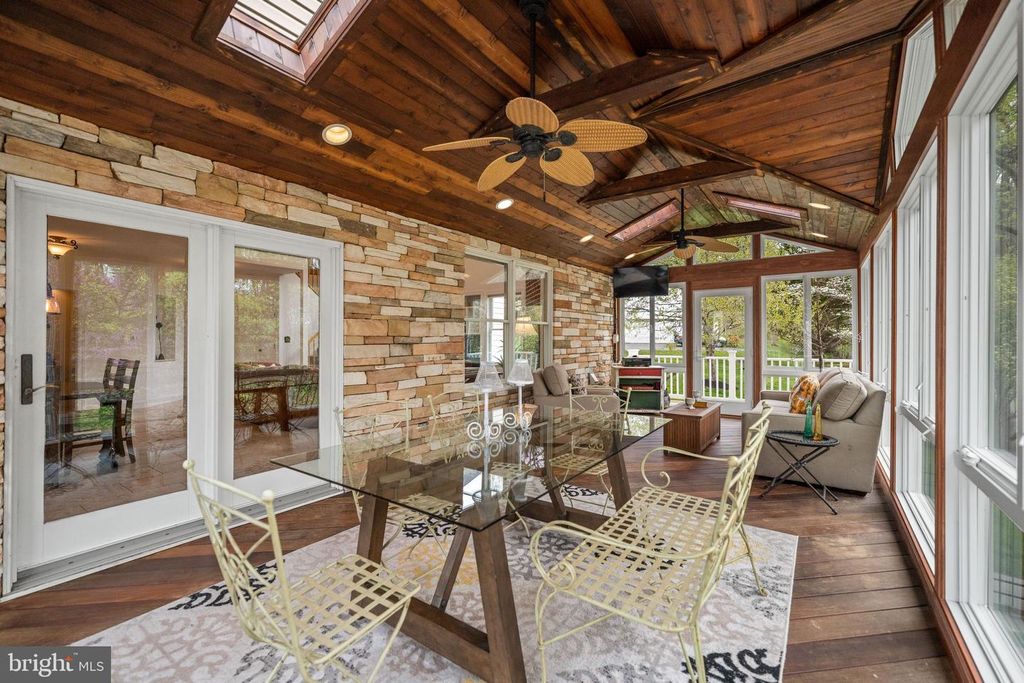 Image 28 of property listing at 8434 GOVERNOR RUN, Ellicott City, MD 21043