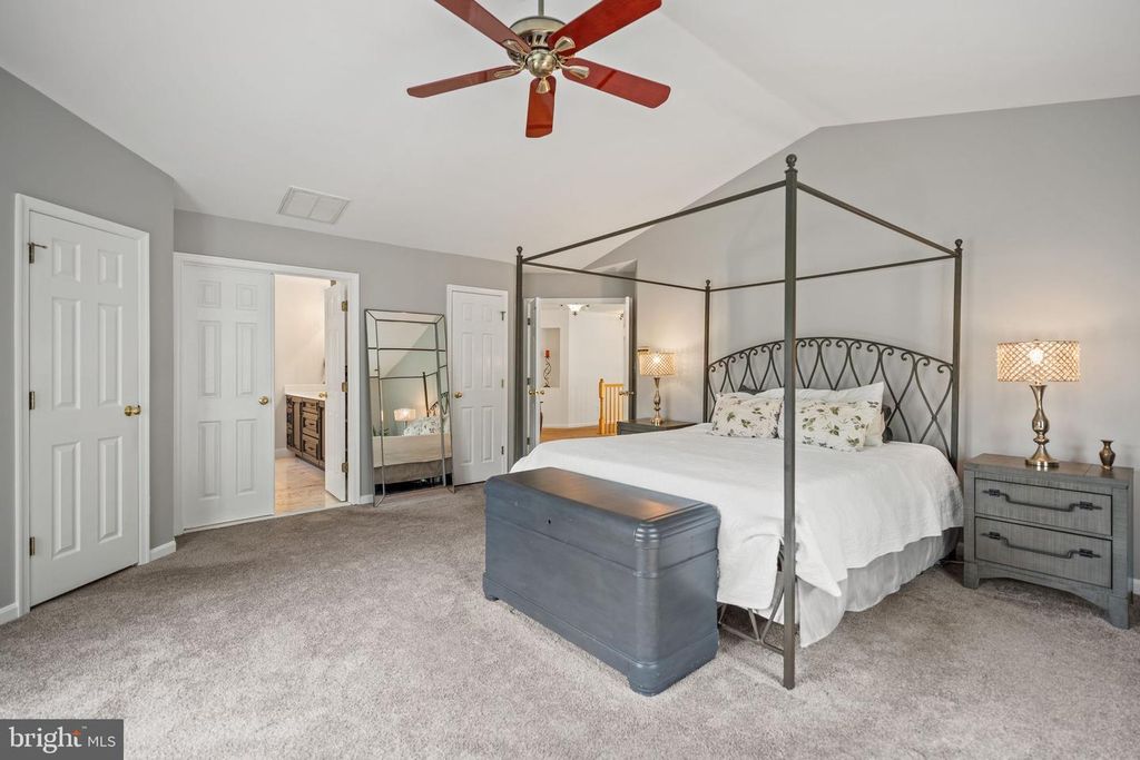 Image 39 of property listing at 8434 GOVERNOR RUN, Ellicott City, MD 21043