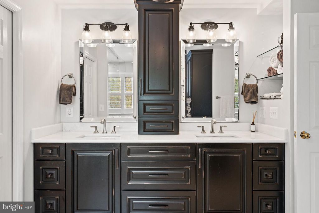 Image 43 of property listing at 8434 GOVERNOR RUN, Ellicott City, MD 21043