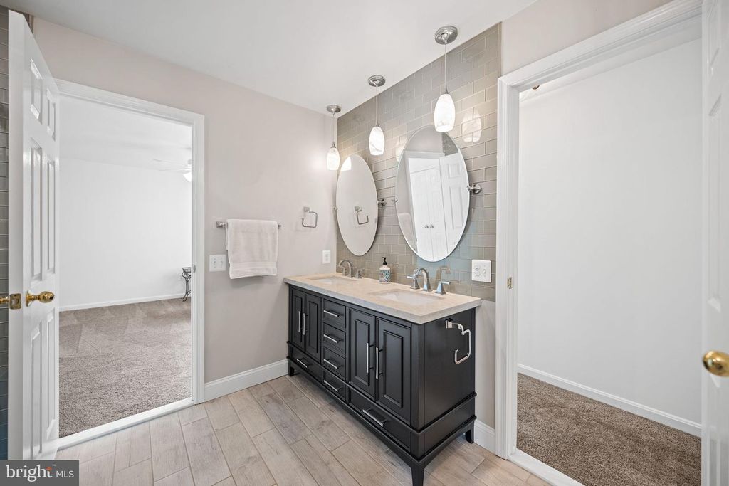 Image 48 of property listing at 8434 GOVERNOR RUN, Ellicott City, MD 21043