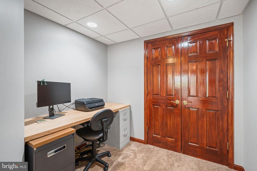 Image 58 of property listing at 8434 GOVERNOR RUN, Ellicott City, MD 21043