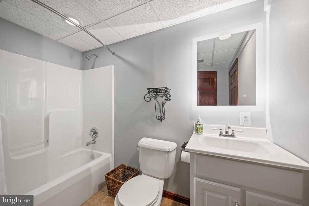 Image 61 of property listing at 8434 GOVERNOR RUN, Ellicott City, MD 21043