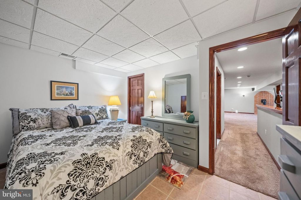 Image 62 of property listing at 8434 GOVERNOR RUN, Ellicott City, MD 21043