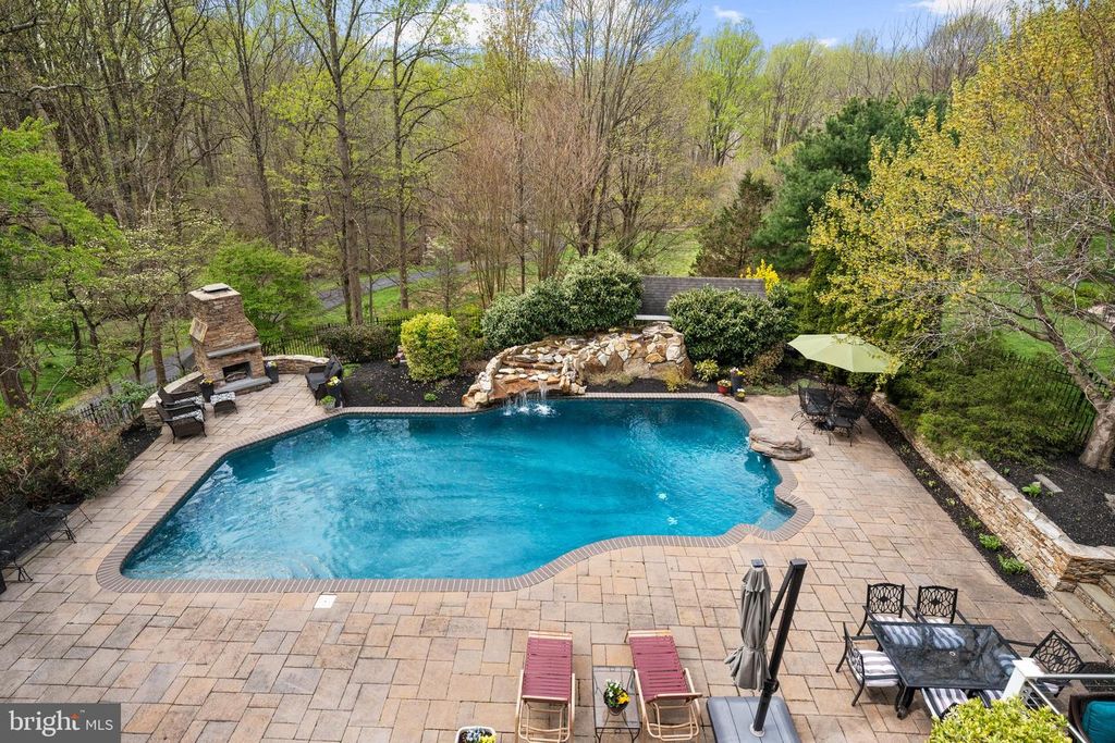 Image 64 of property listing at 8434 GOVERNOR RUN, Ellicott City, MD 21043