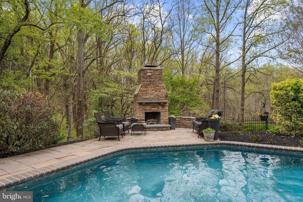 Image 67 of property listing at 8434 GOVERNOR RUN, Ellicott City, MD 21043
