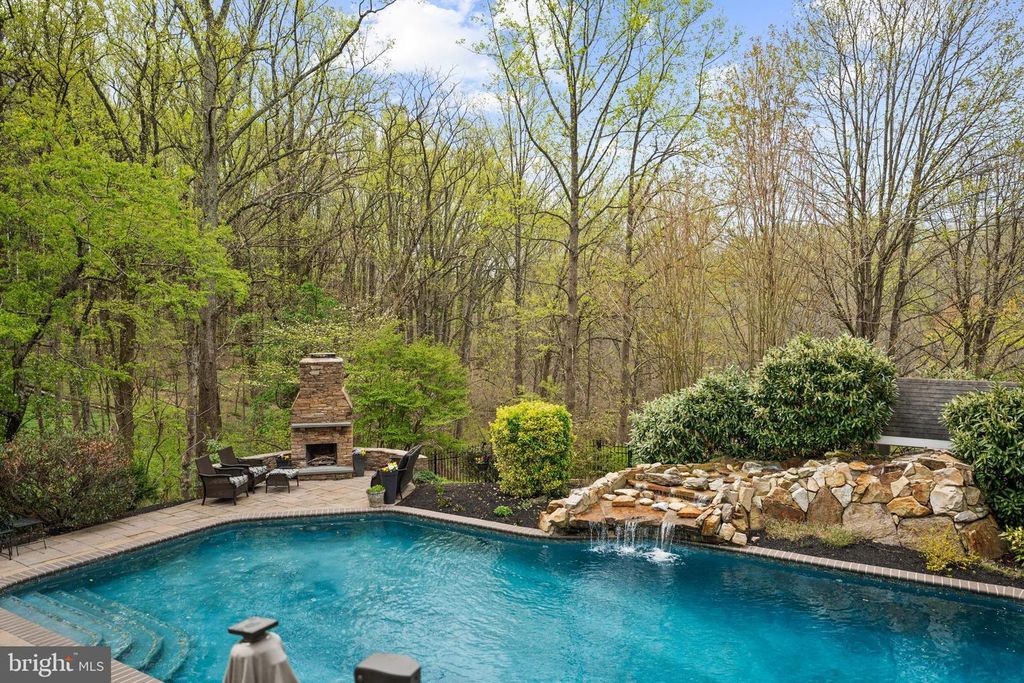 Image 73 of property listing at 8434 GOVERNOR RUN, Ellicott City, MD 21043