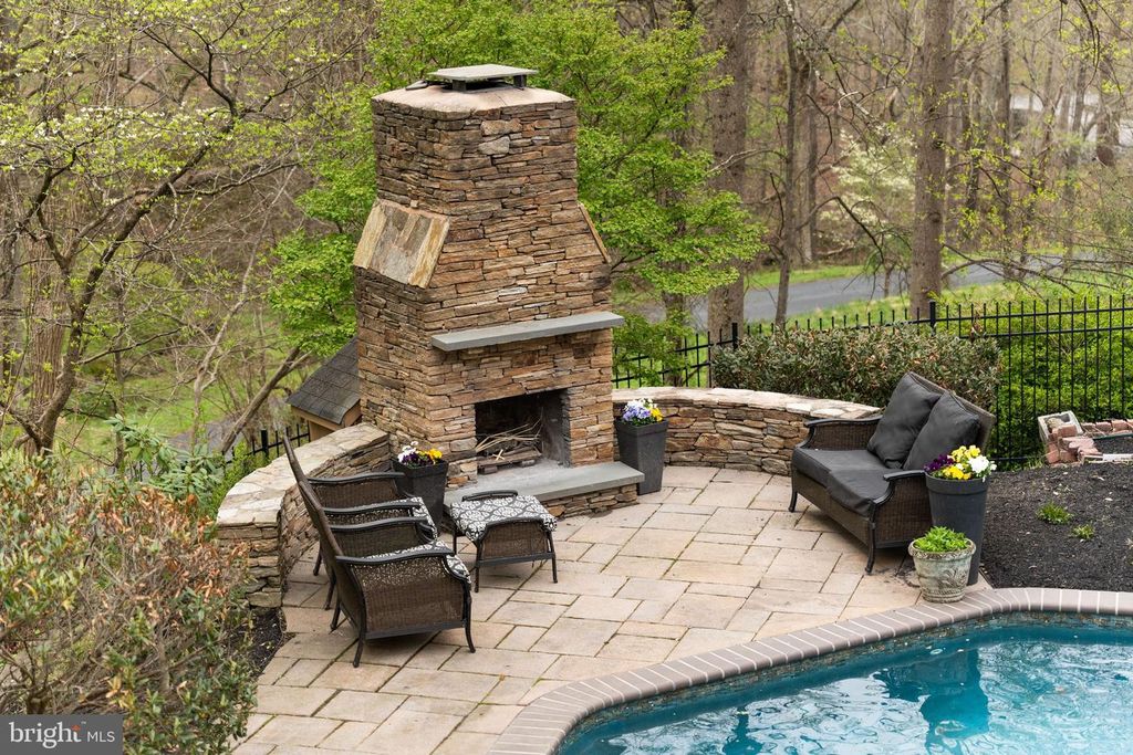 Image 78 of property listing at 8434 GOVERNOR RUN, Ellicott City, MD 21043