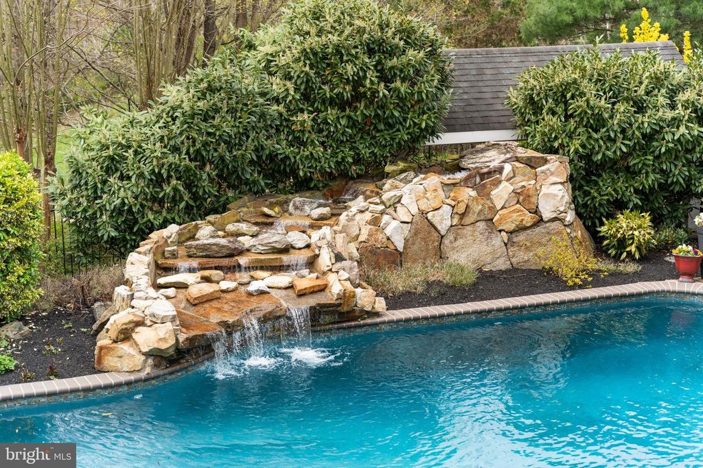 Image 79 of property listing at 8434 GOVERNOR RUN, Ellicott City, MD 21043