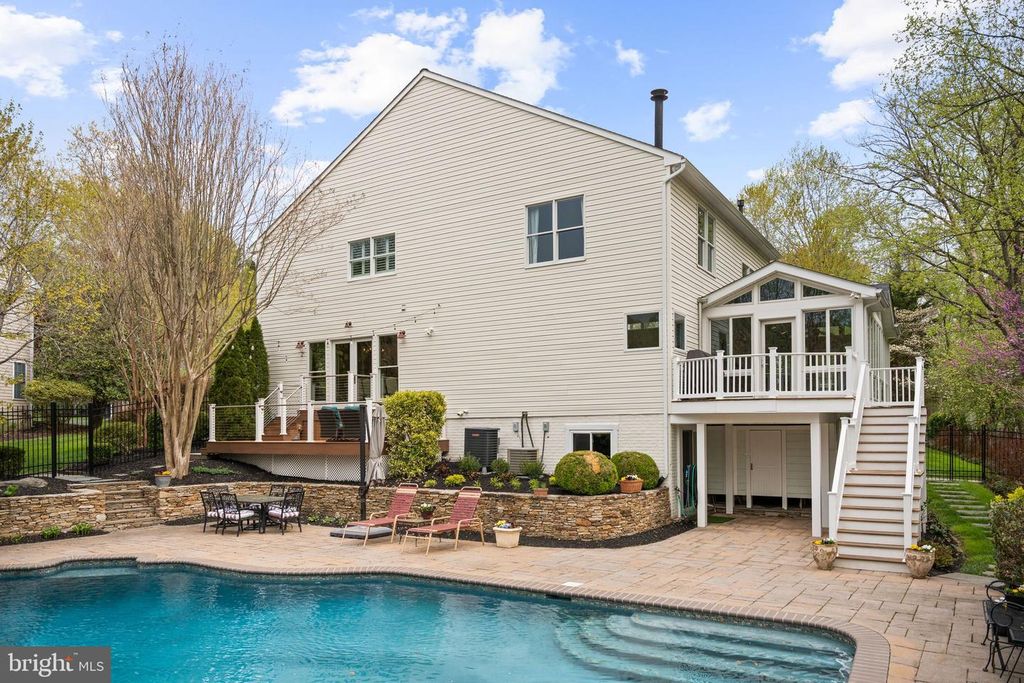 Image 83 of property listing at 8434 GOVERNOR RUN, Ellicott City, MD 21043