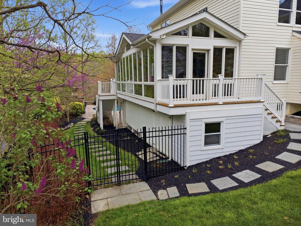 Image 92 of property listing at 8434 GOVERNOR RUN, Ellicott City, MD 21043