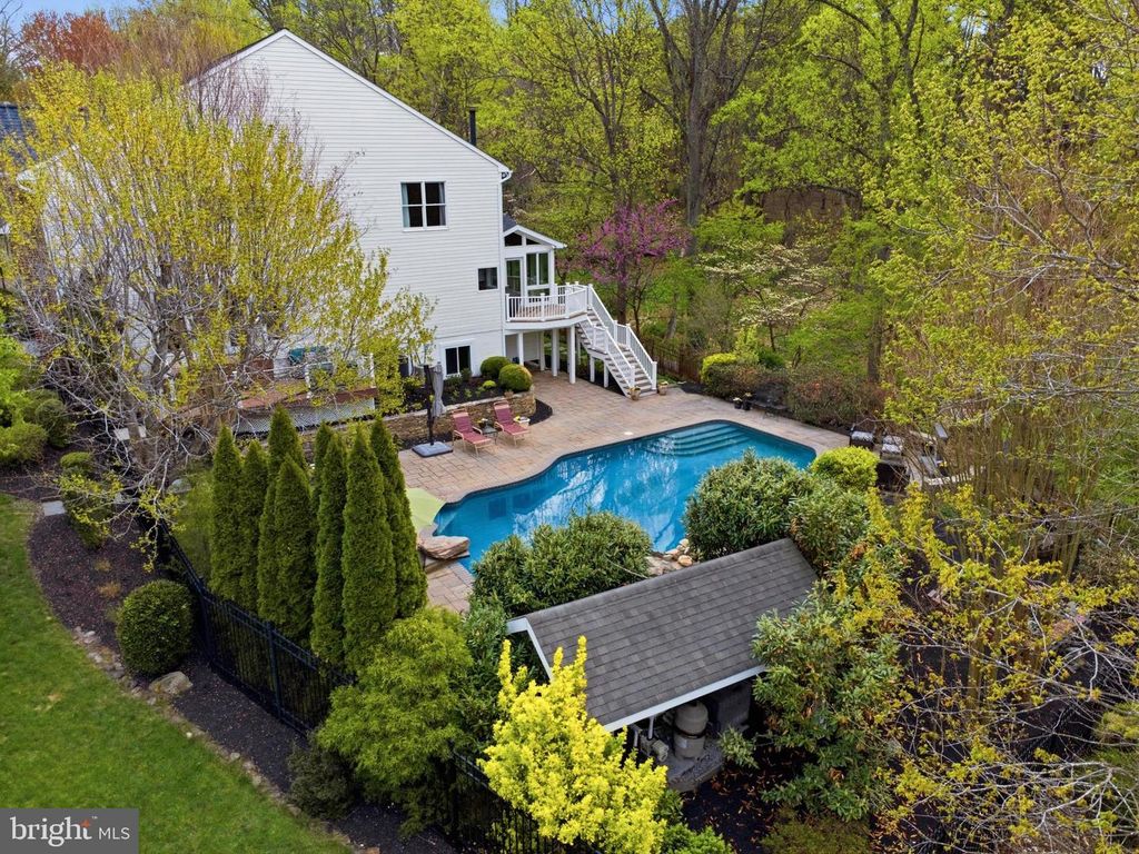 Image 94 of property listing at 8434 GOVERNOR RUN, Ellicott City, MD 21043