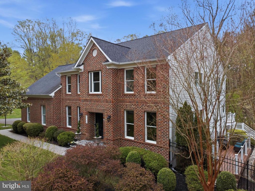 Image 96 of property listing at 8434 GOVERNOR RUN, Ellicott City, MD 21043