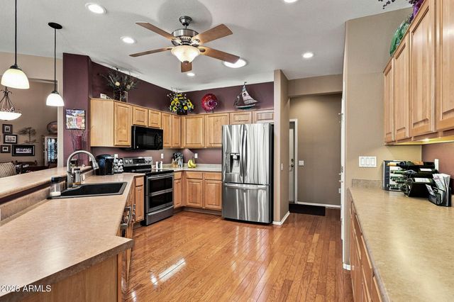 15674 W ECHOWOOD Court, Surprise, AZ 85374