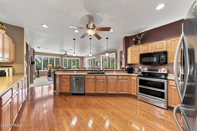 15674 W ECHOWOOD Court, Surprise, AZ 85374