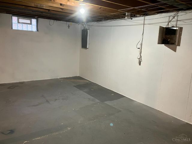 8953 Tripoli Drive, Colerain Twp, OH 45251