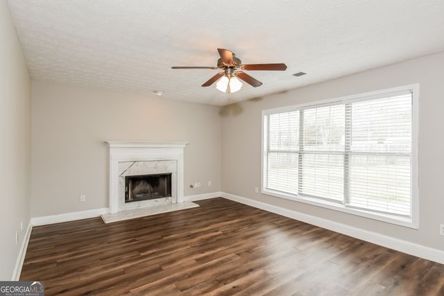 1719 Mission Park Court, Loganville, GA 30052