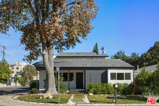 2536 Cotner Avenue, Los Angeles, CA 90064