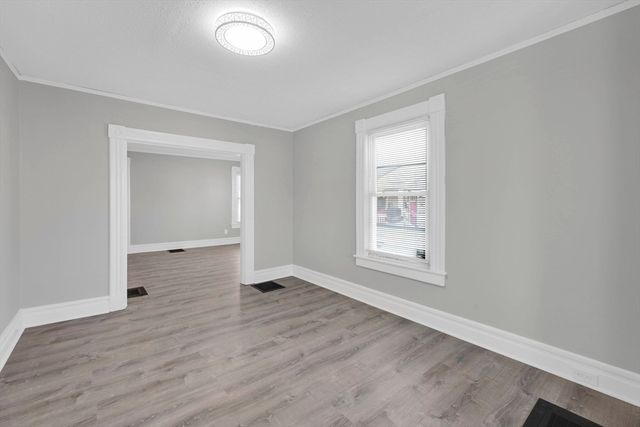 140-142 Dickinson St, Springfield, MA 01108