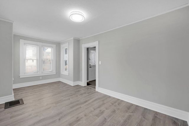 140-142 Dickinson St, Springfield, MA 01108