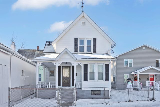 140-142 Dickinson St, Springfield, MA 01108