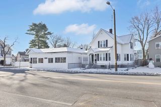 140-142 Dickinson St, Springfield, MA 01108