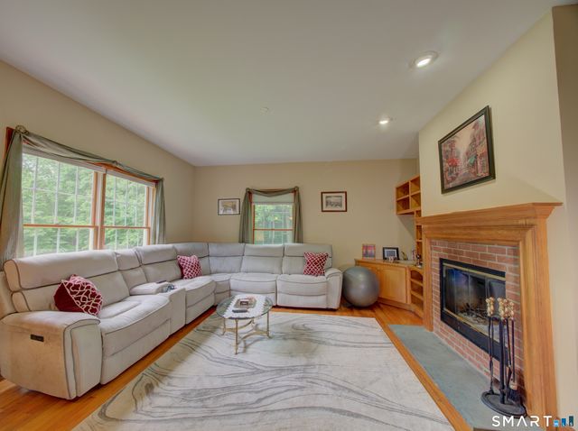 15 Dilaj Drive, Columbia, CT 06237