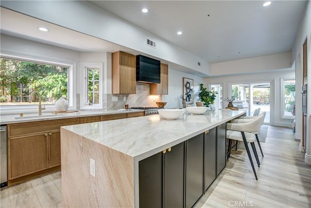 27612 Fargo, Laguna Hills, CA 92653