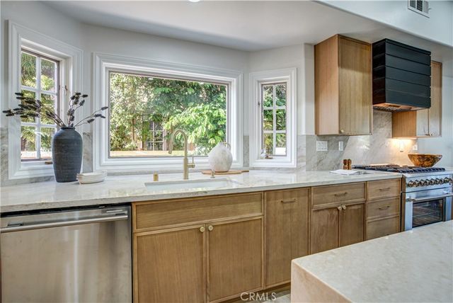 27612 Fargo, Laguna Hills, CA 92653