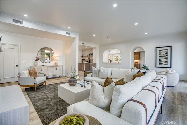 27612 Fargo, Laguna Hills, CA 92653