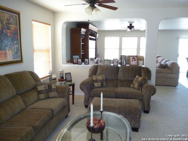 7202 BLUEMIST PT, San Antonio, TX 78250