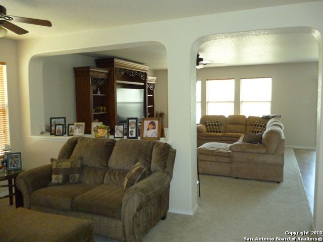 7202 BLUEMIST PT, San Antonio, TX 78250
