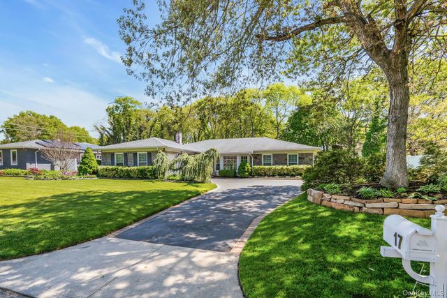 17 Priscilla Avenue, Holtsville, NY 11742