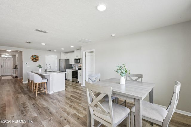2366 EVENING OAKS Lane, Green Cove Springs, FL 32043