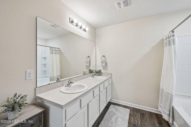 2366 EVENING OAKS Lane, Green Cove Springs, FL 32043