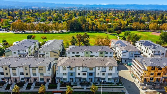 2871 Josephine Lane, Palo Alto, CA 94303