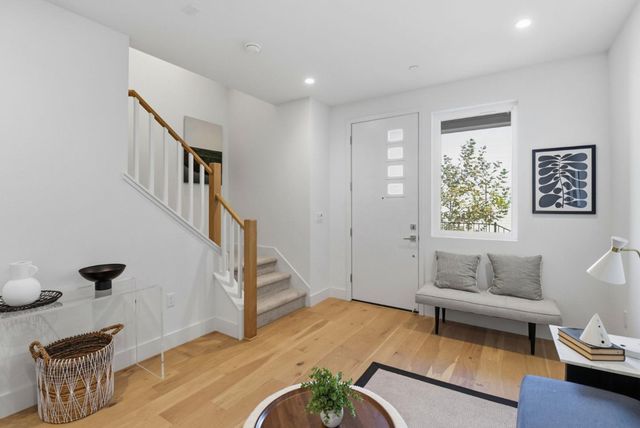 2871 Josephine Lane, Palo Alto, CA 94303