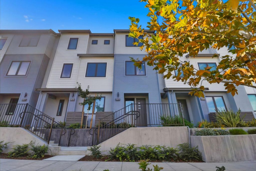 2871 Josephine Lane, Palo Alto, CA 94303