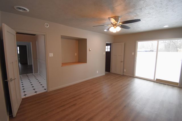 225 W Grace Street, Rensselaer, IN 47978