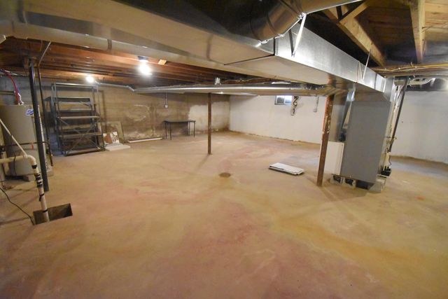 225 W Grace Street, Rensselaer, IN 47978