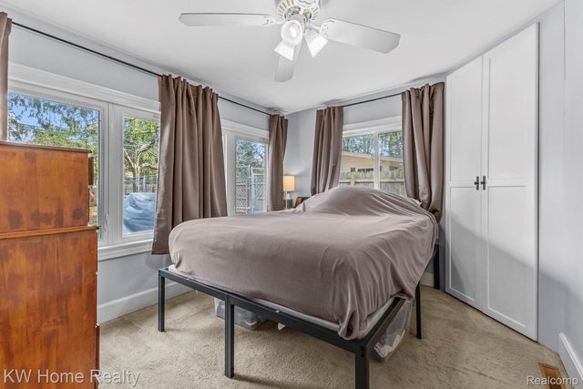 4215 Newton Road, Commerce Charter Township, MI 48390