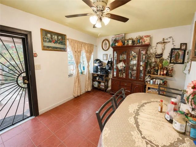 7833 Crocker, Los Angeles, CA 90003