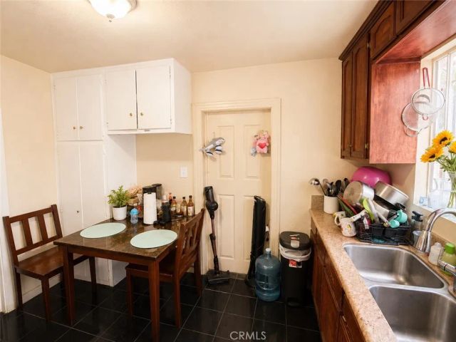 7833 Crocker, Los Angeles, CA 90003