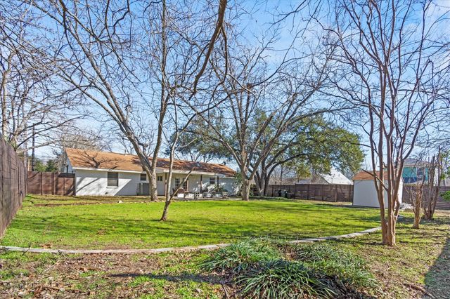 1806 Hutto RD, Georgetown, TX 78626