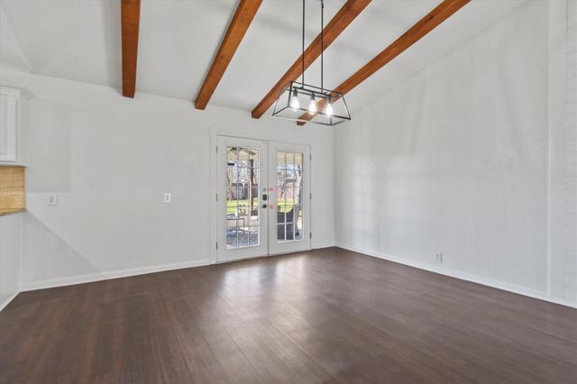 1806 Hutto RD, Georgetown, TX 78626